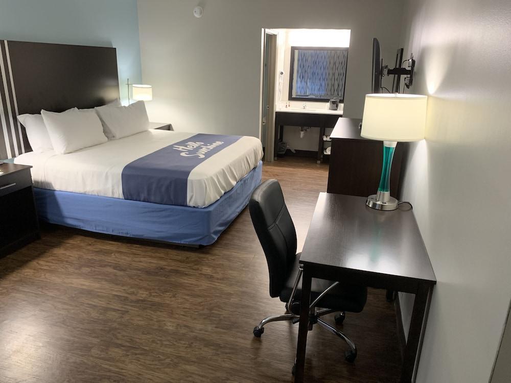 Days Inn By Wyndham Goldsboro Εξωτερικό φωτογραφία