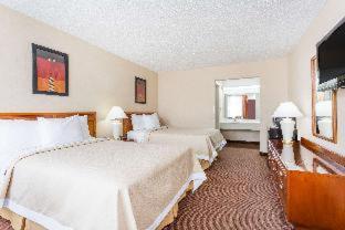 Days Inn By Wyndham Goldsboro Εξωτερικό φωτογραφία